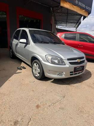 CHEVROLET CELTA 1.0 MPFI ADVANTAGE 8V FLEX 4P MANUAL CHEVROLET CELTA 1.0 MPFI ADVANTAGE 8V FLEX 4P MANUAL
